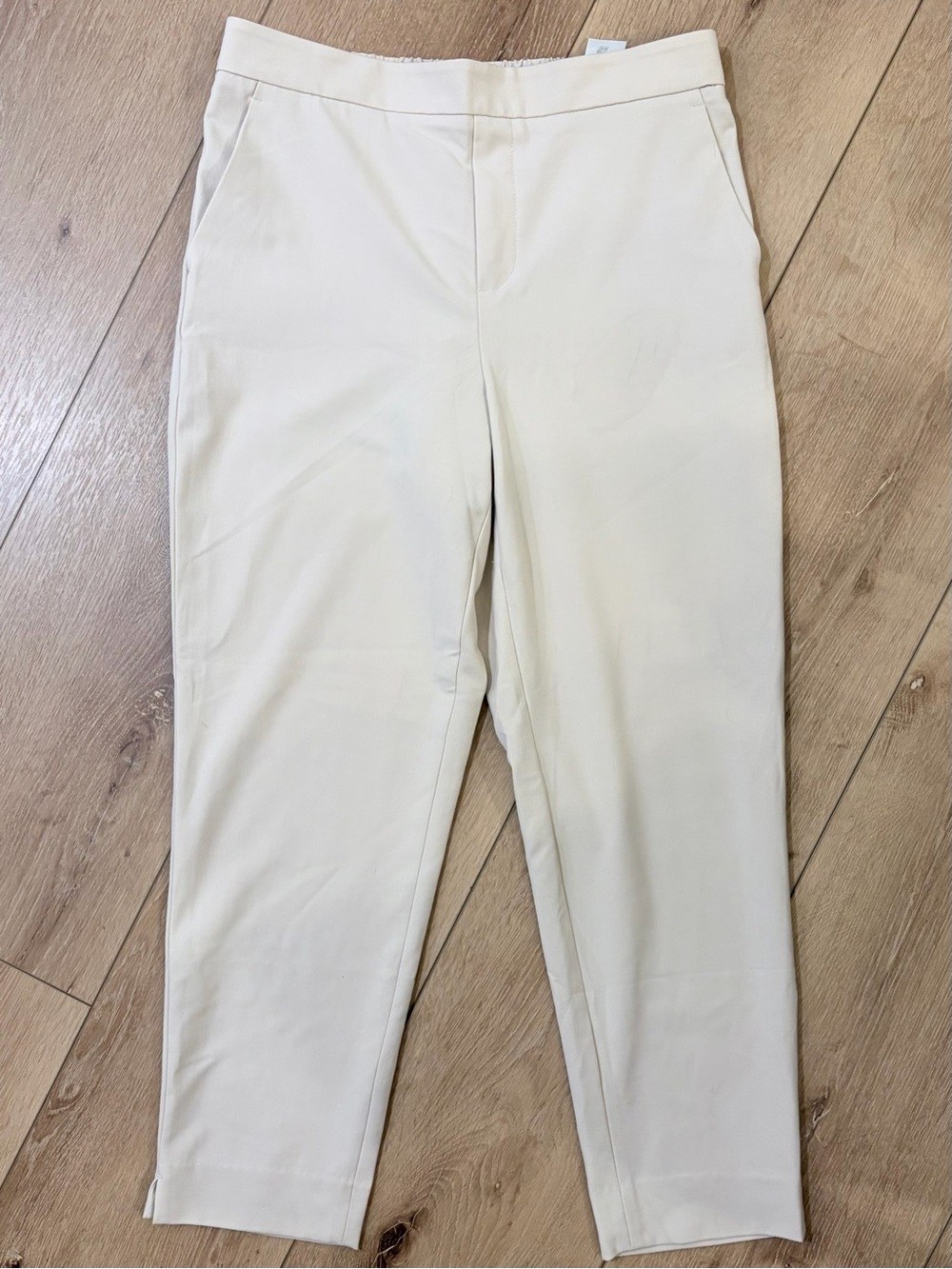 Banana Republic Cropped Ankle Pants in Off-White